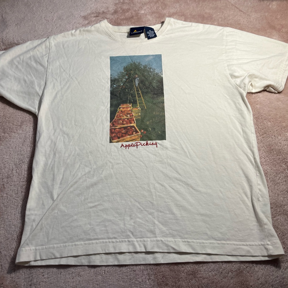 Apple Picking Graphic Tee - Cream